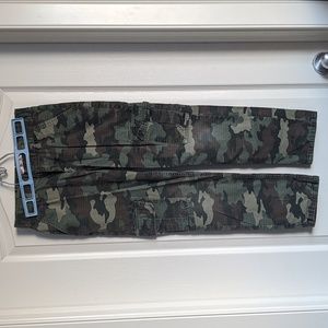 Boys Levi Cargo Camo pants